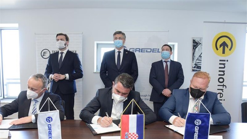 Plenković u Gredelju: Posao vrijedan dvije milijarde eura osigurat će radna mjesta i pridonijeti hrvatskom izvozu